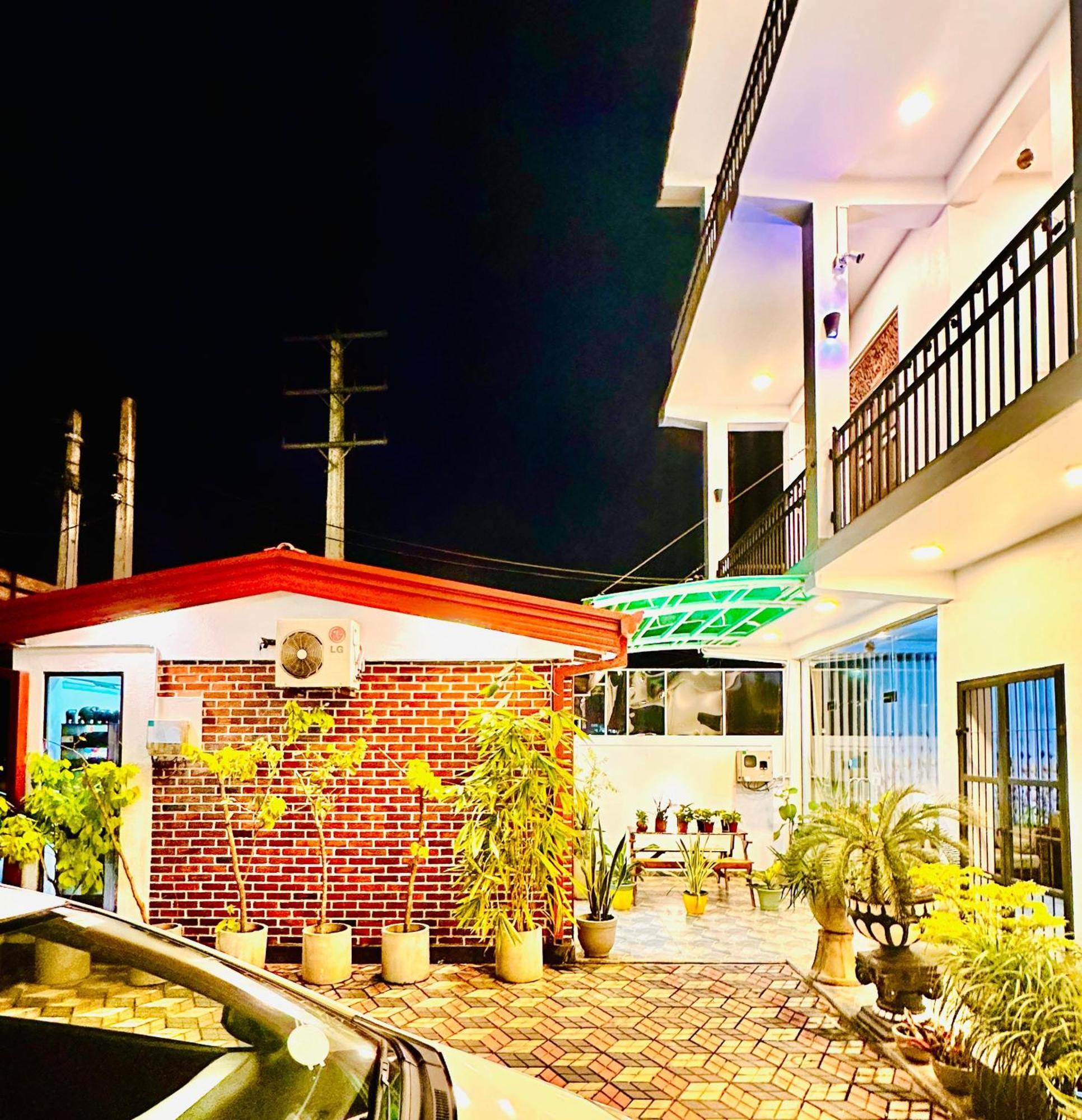 Otha Shy Airport Transit Hotel Katunayaka Exterior foto